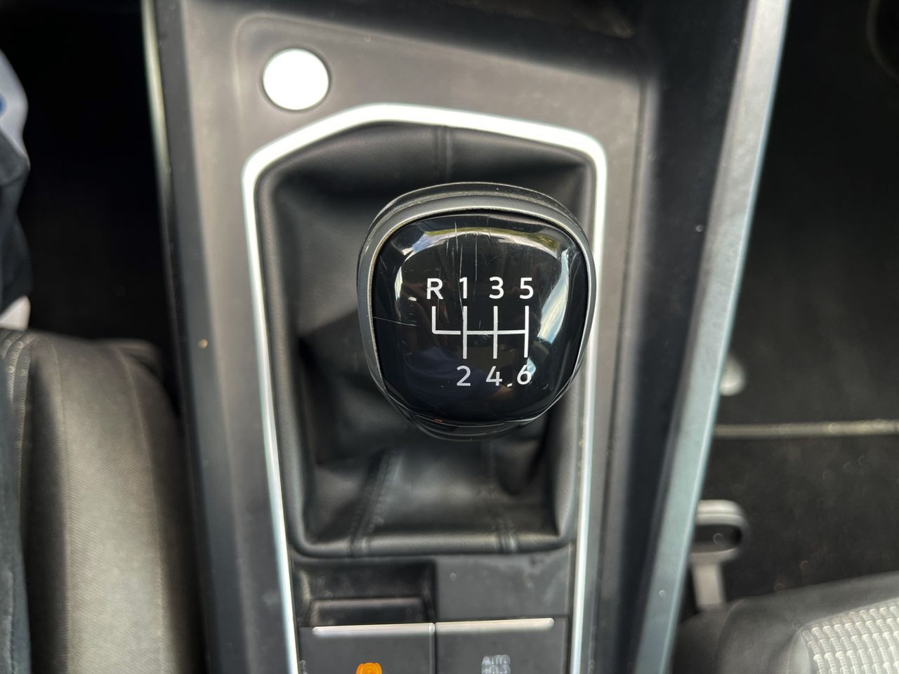 Volkswagen Golf 2.0 TDI - foto 13