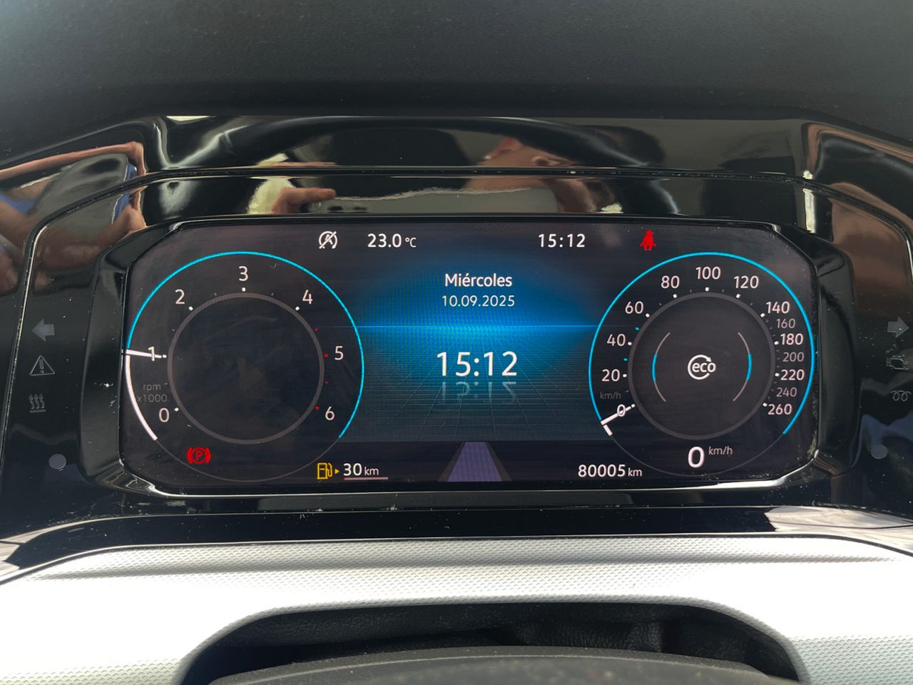 Volkswagen Golf 2.0 TDI - foto 14