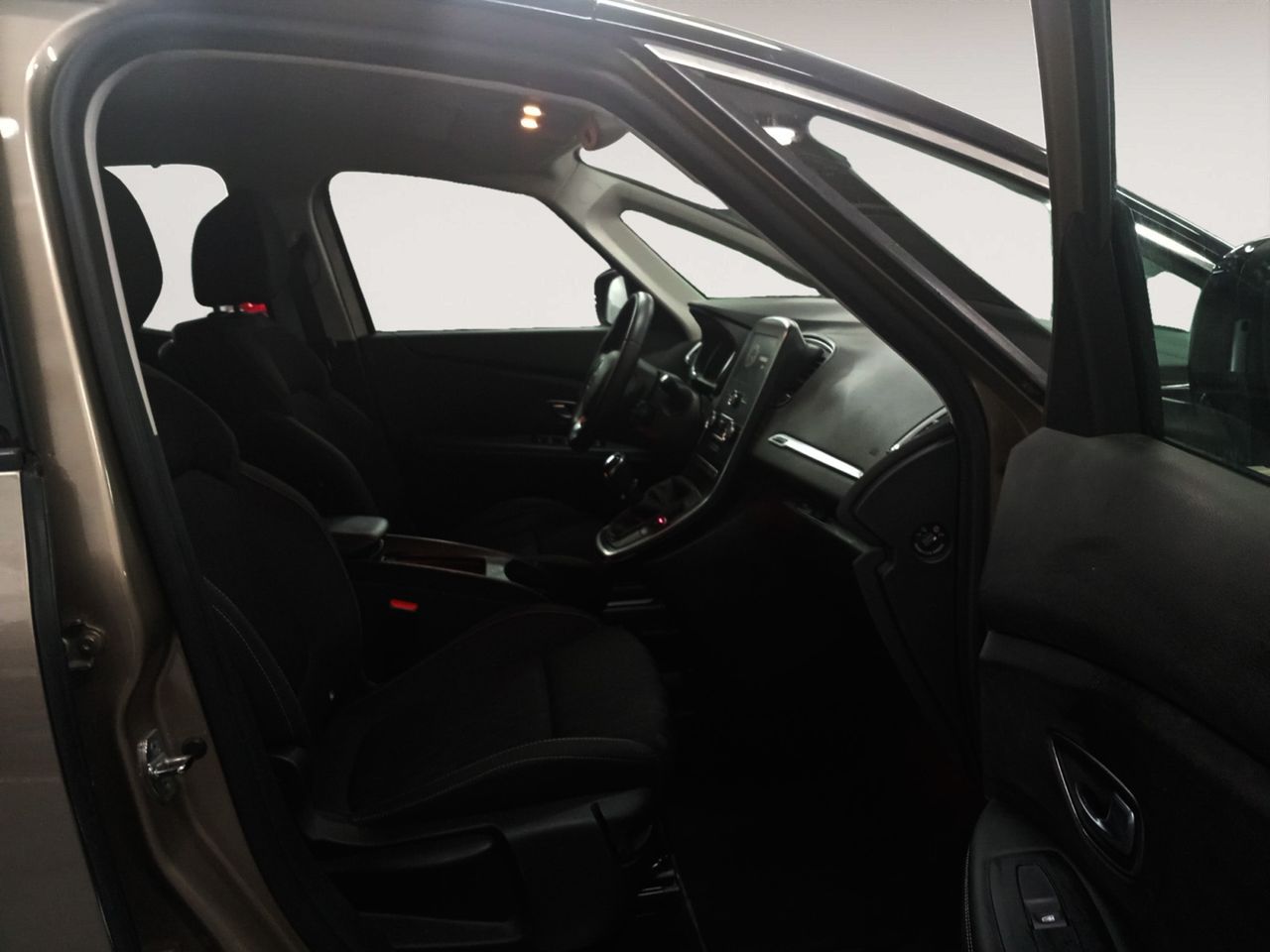 Renault Scénic Limited - foto 11