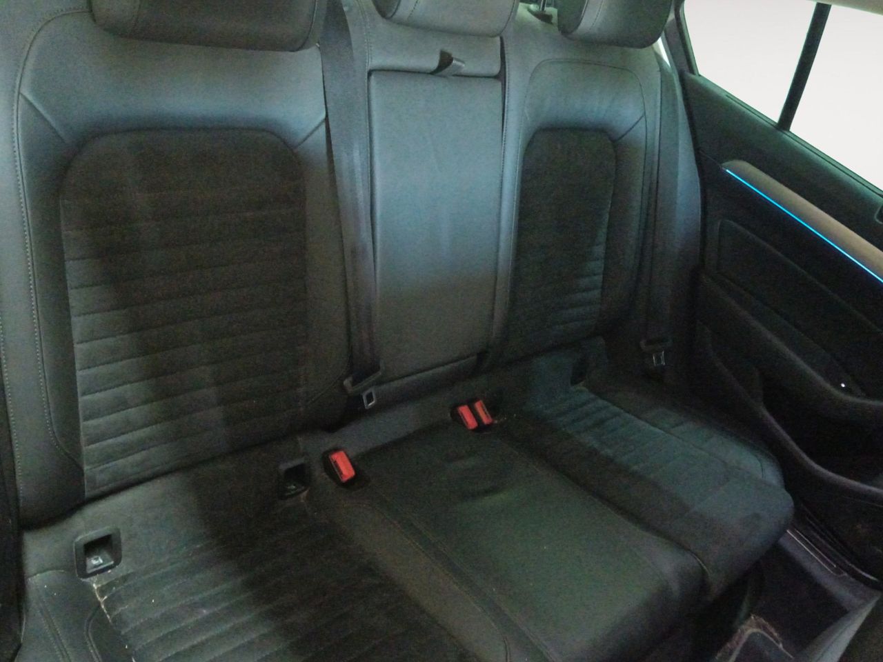 Volkswagen Passat GTE - foto 10