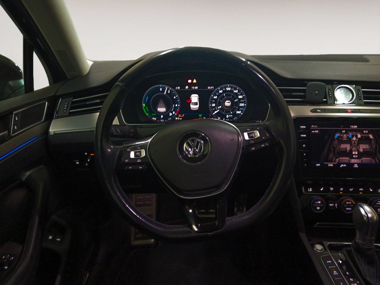 Volkswagen Passat GTE - foto 8