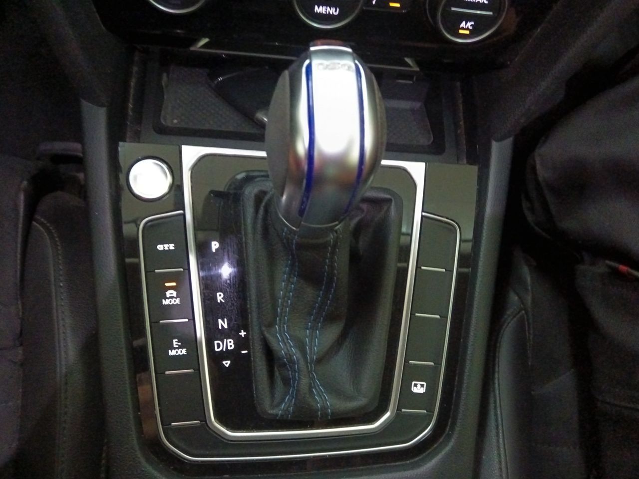 Volkswagen Passat GTE - foto 13