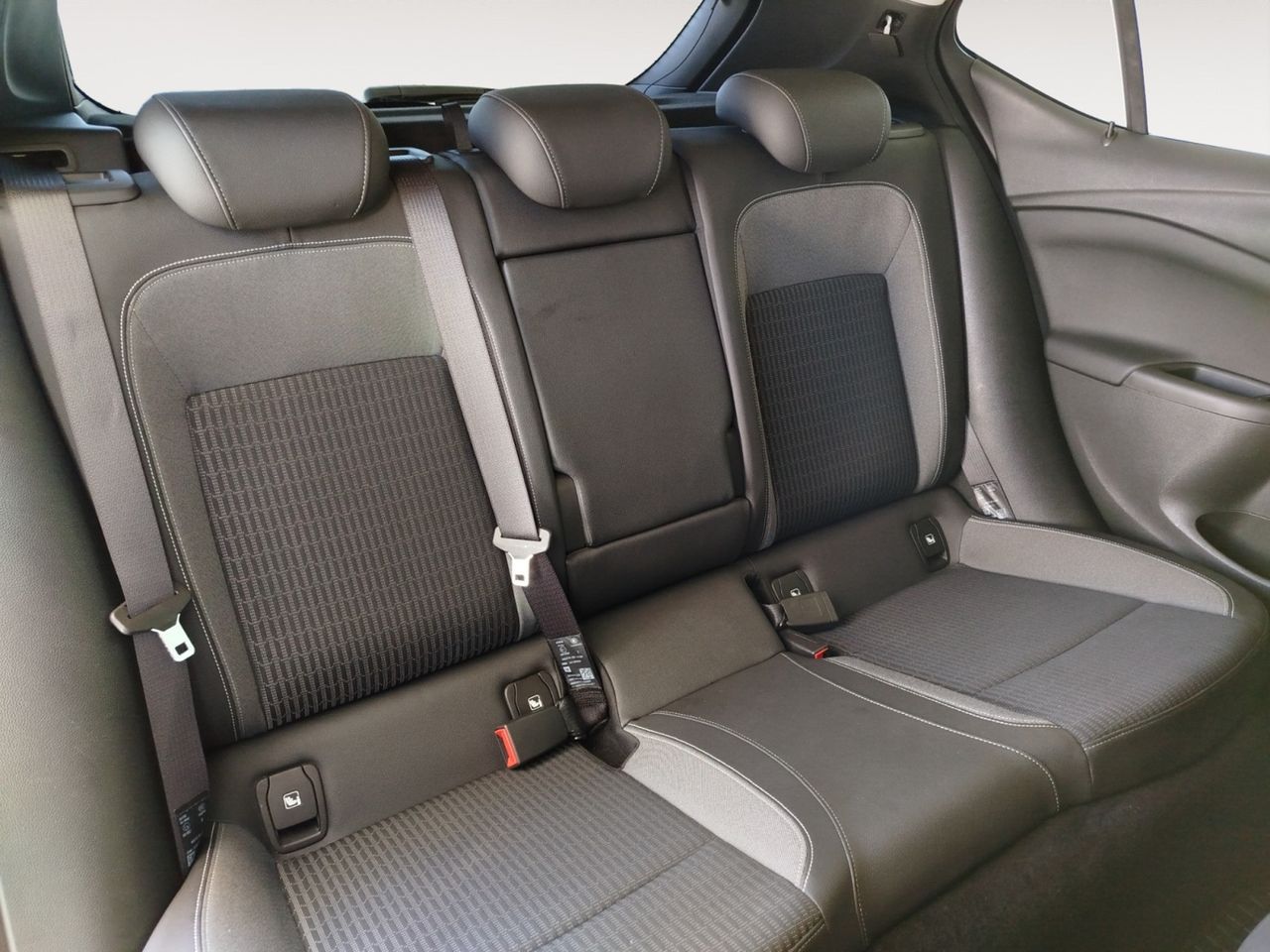 Opel Astra Elegance S&S - foto 10