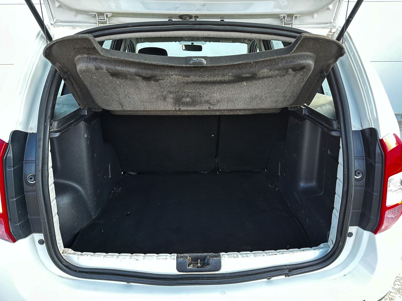 Dacia Duster Laureate 4x2 - foto 11