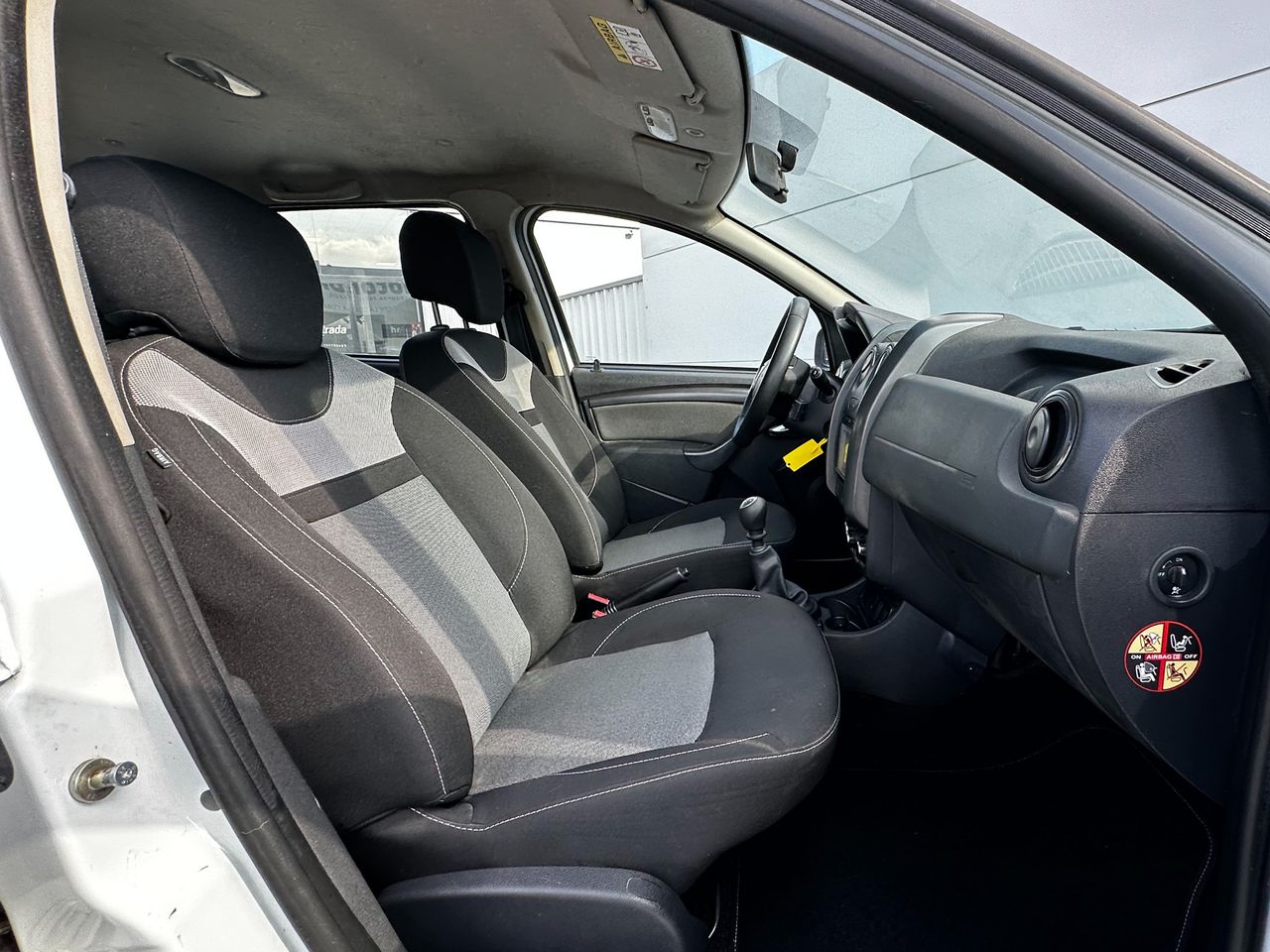 Dacia Duster Laureate 4x2 - foto 10