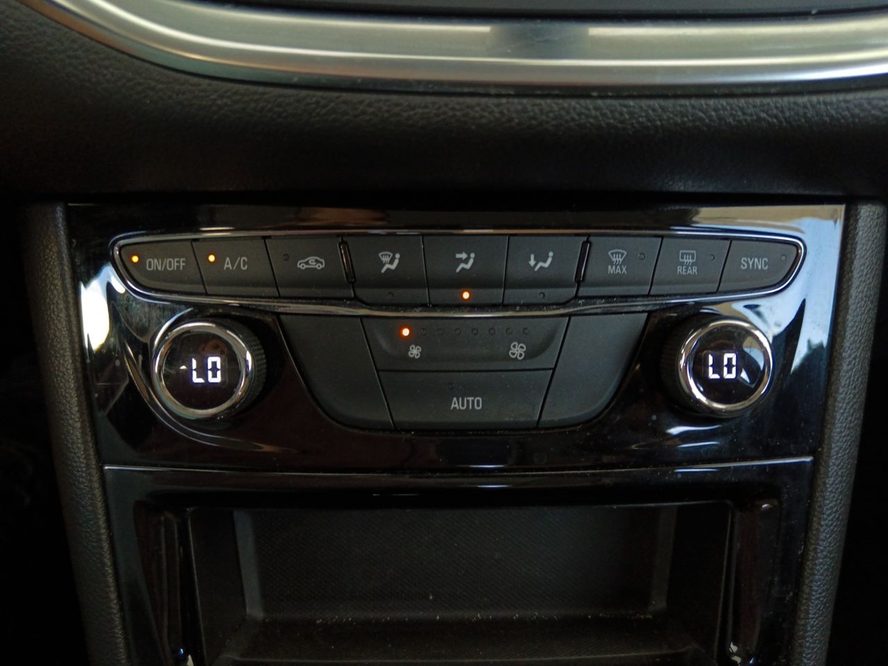 Opel Astra Business Elegance S&S - foto 20