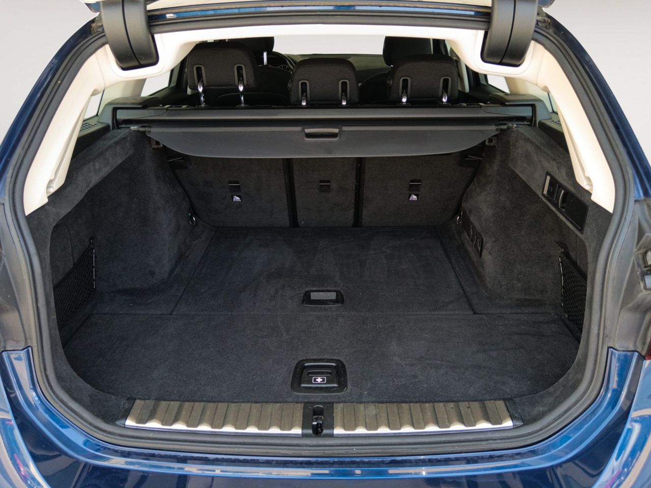 BMW Serie 3 318d - foto 11