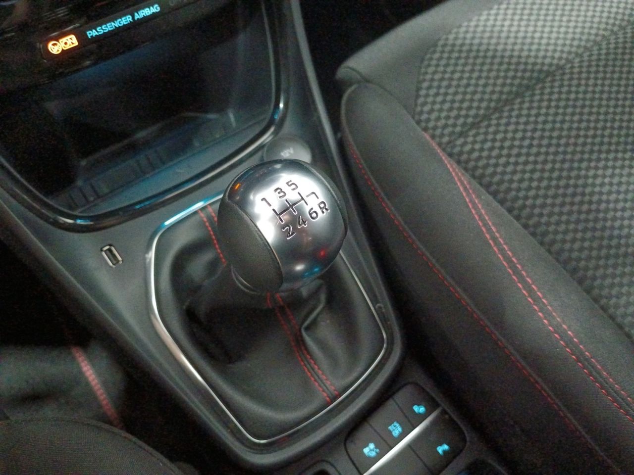 Ford Puma ST-Line Design - foto 12