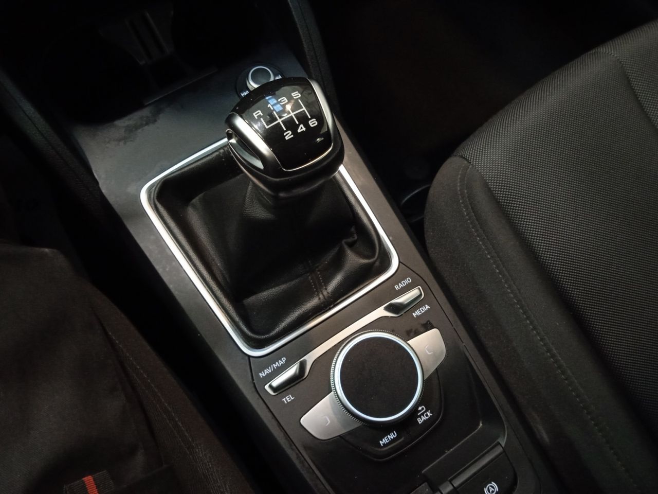 Audi Q2 30 1.0 TFSI - foto 13