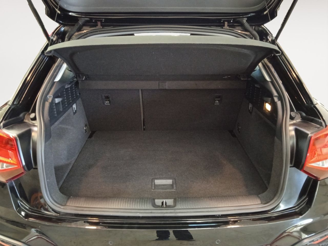 Audi Q2 30 1.0 TFSI - foto 12