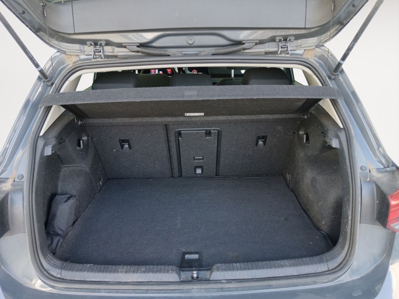 Volkswagen Golf eHybrid - foto 12