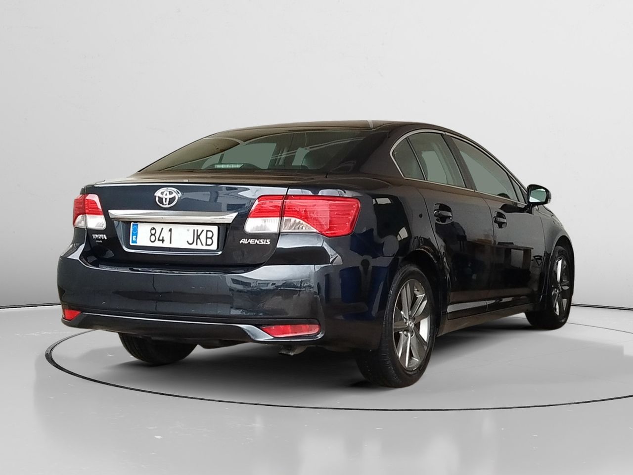 Toyota Avensis Executive - foto 2