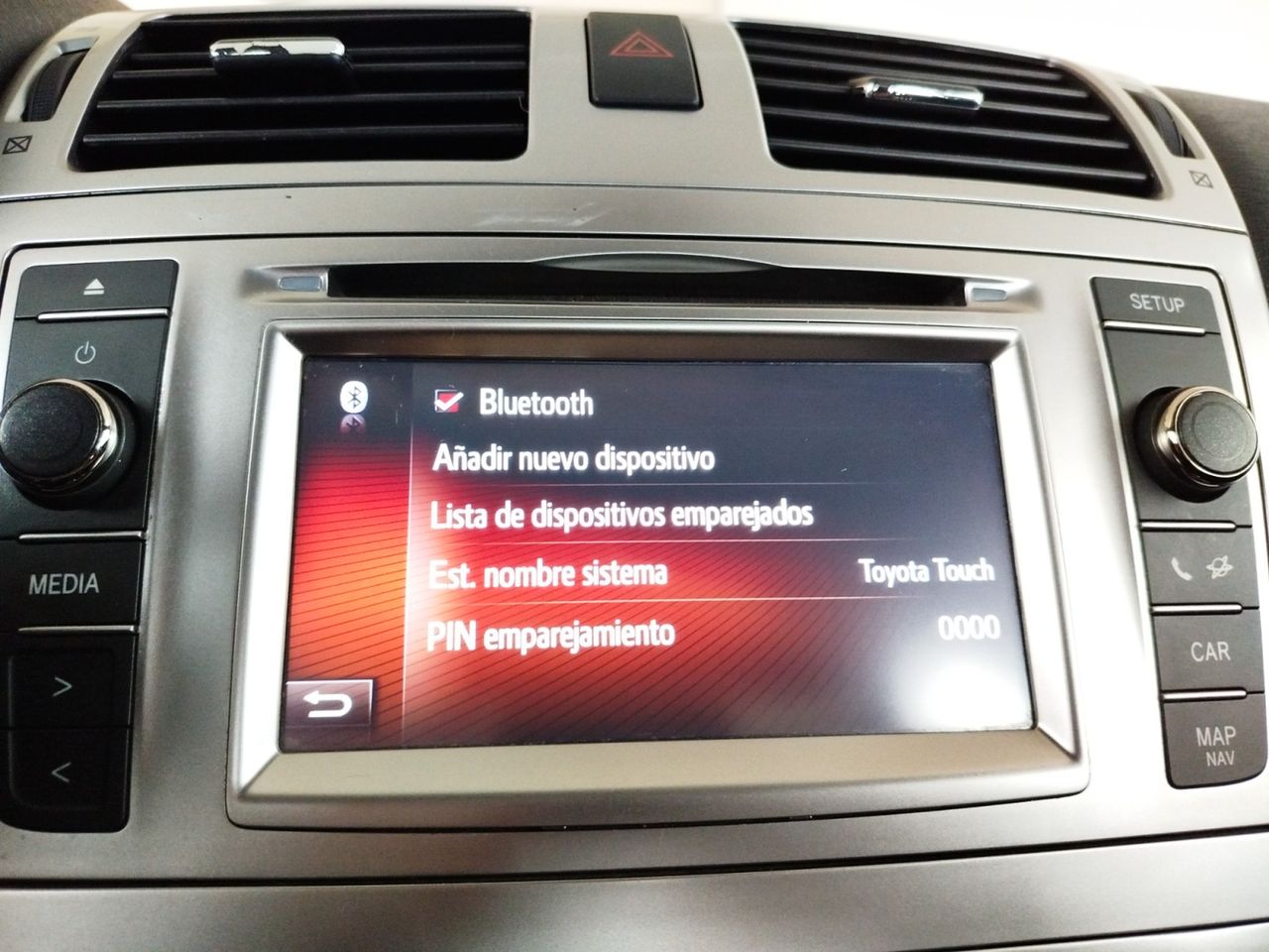 Toyota Avensis Executive - foto 19