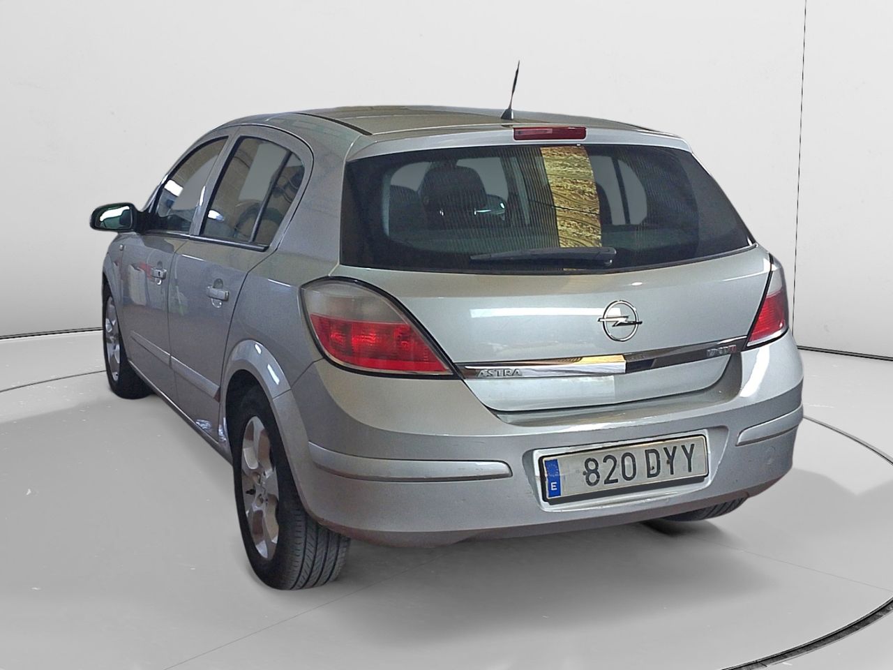 Opel Astra Enjoy - foto 4