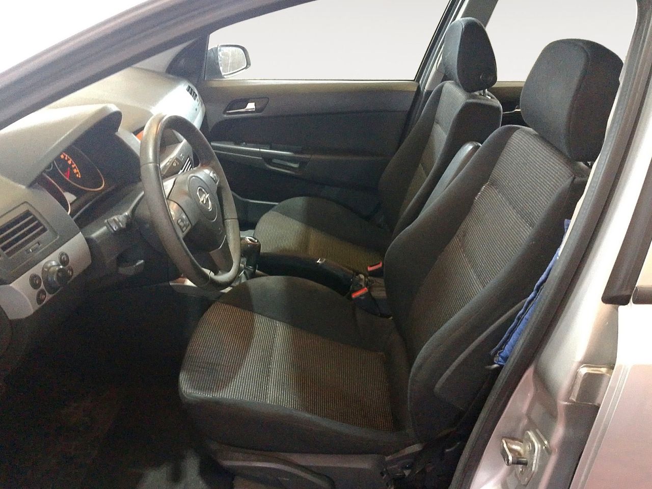 Opel Astra Enjoy - foto 9