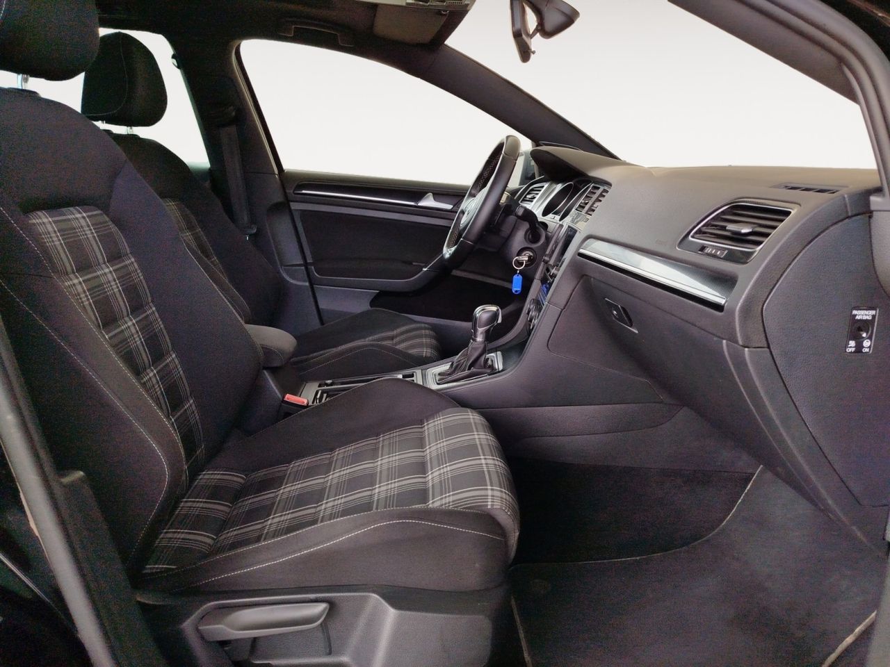 Volkswagen Golf GTD BMT - foto 11