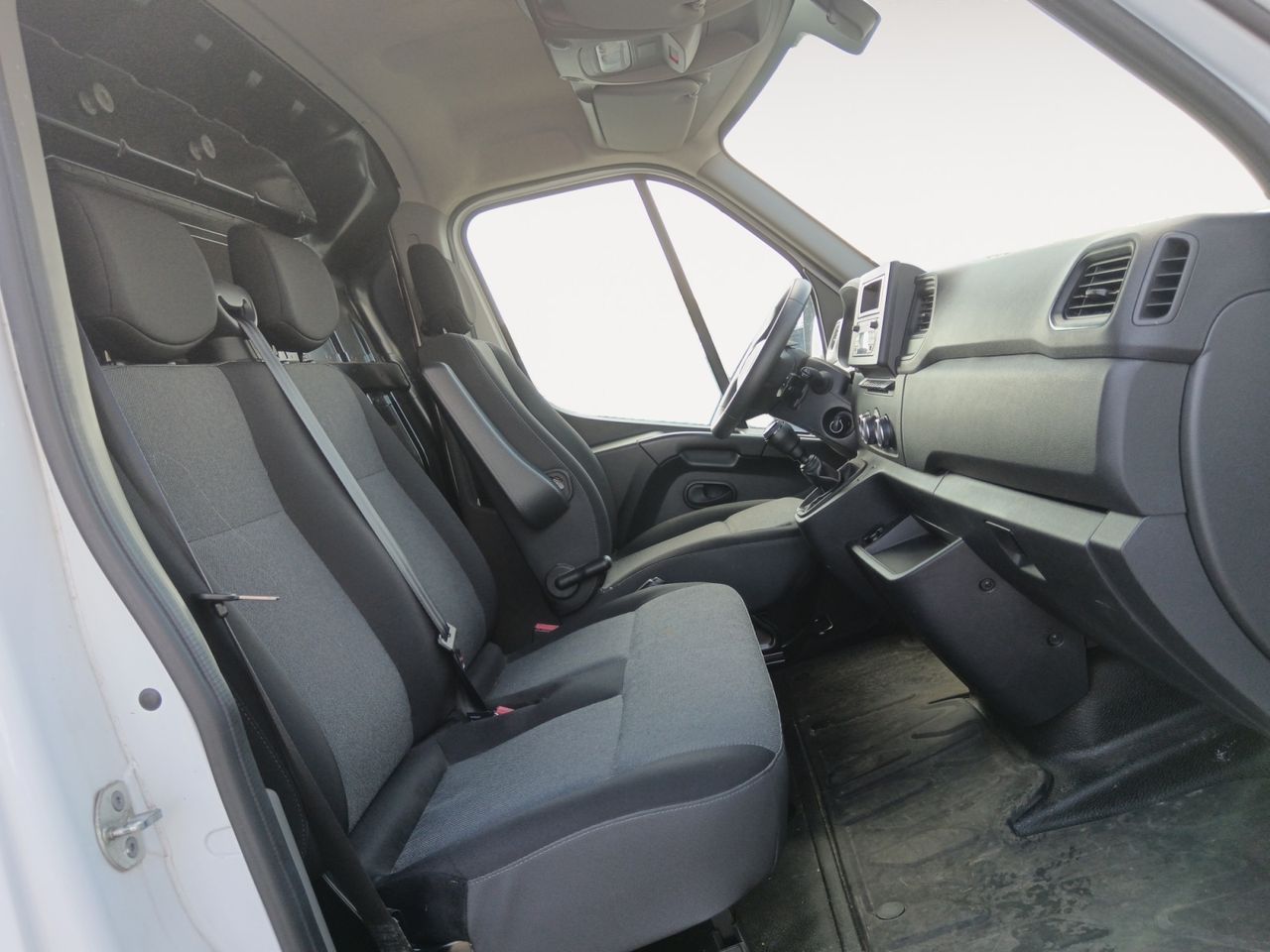 Renault Master L2H3 GKa 3,5t - foto 10