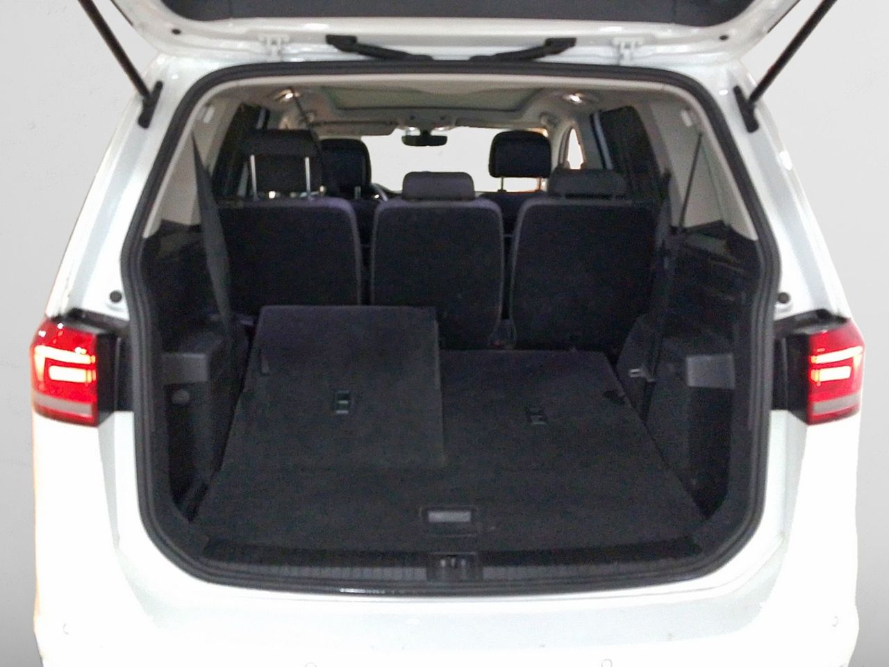 Volkswagen Touran Advance BMT - foto 13