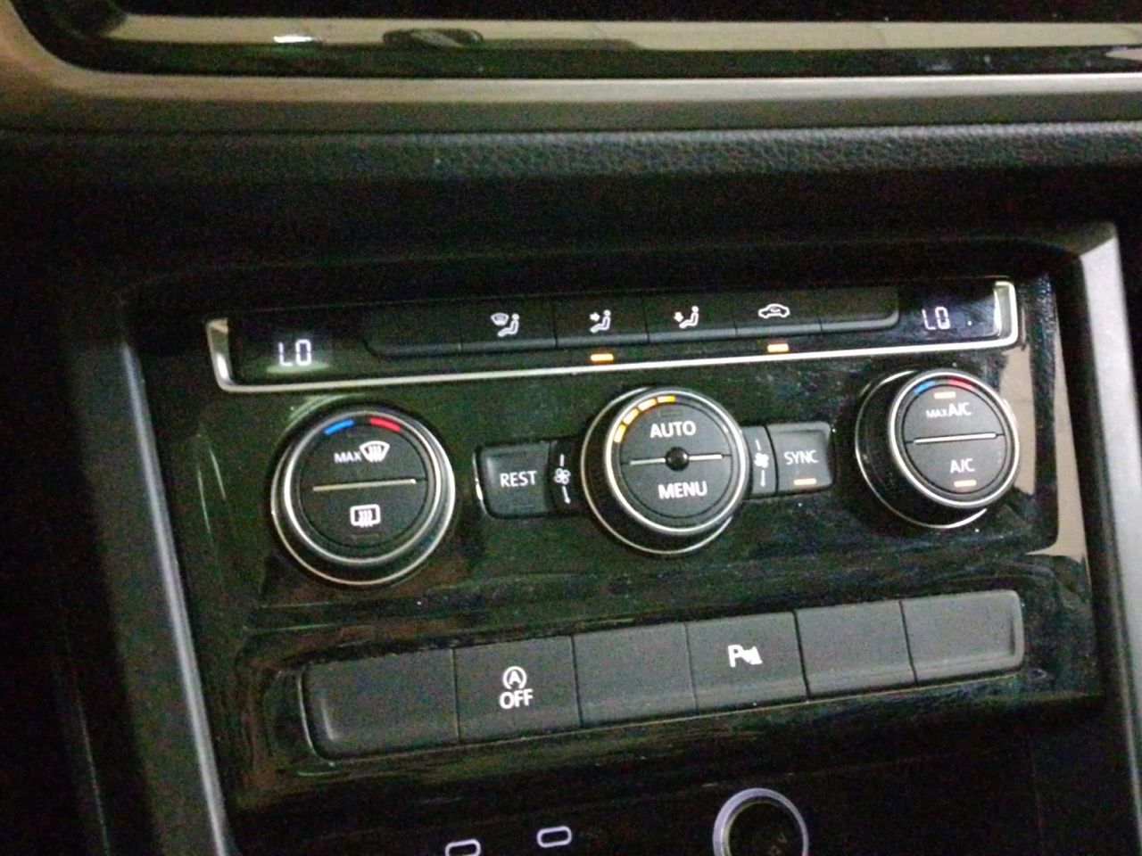 Volkswagen Touran Advance BMT - foto 20