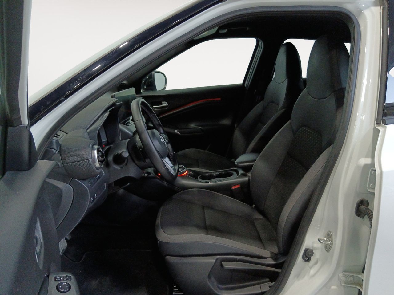 Nissan Juke 1.0 DIG-T N-Connecta S&S - foto 9