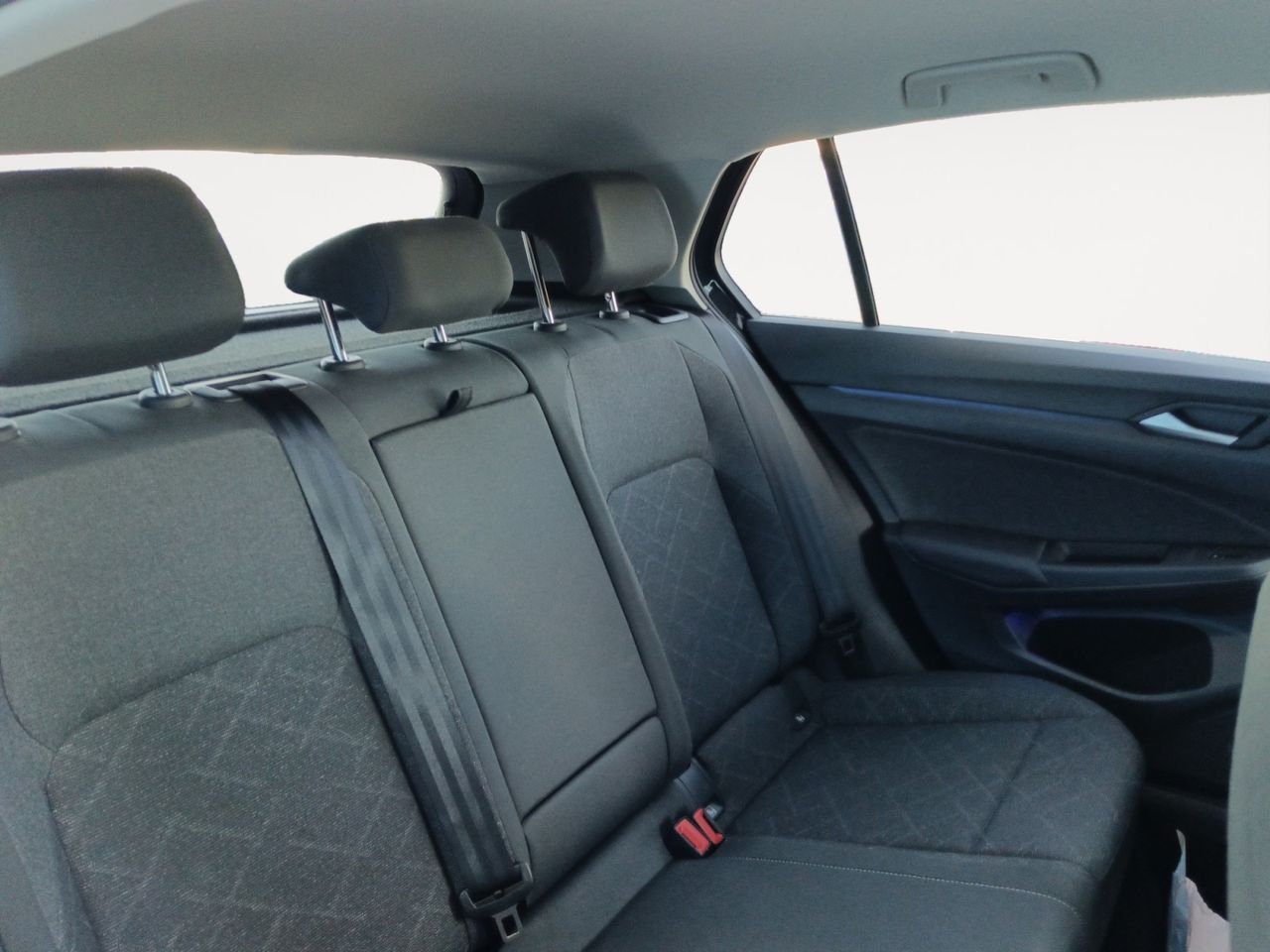 Volkswagen Golf Life - foto 9