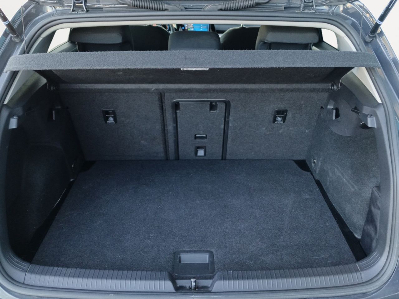 Volkswagen Golf Life - foto 11