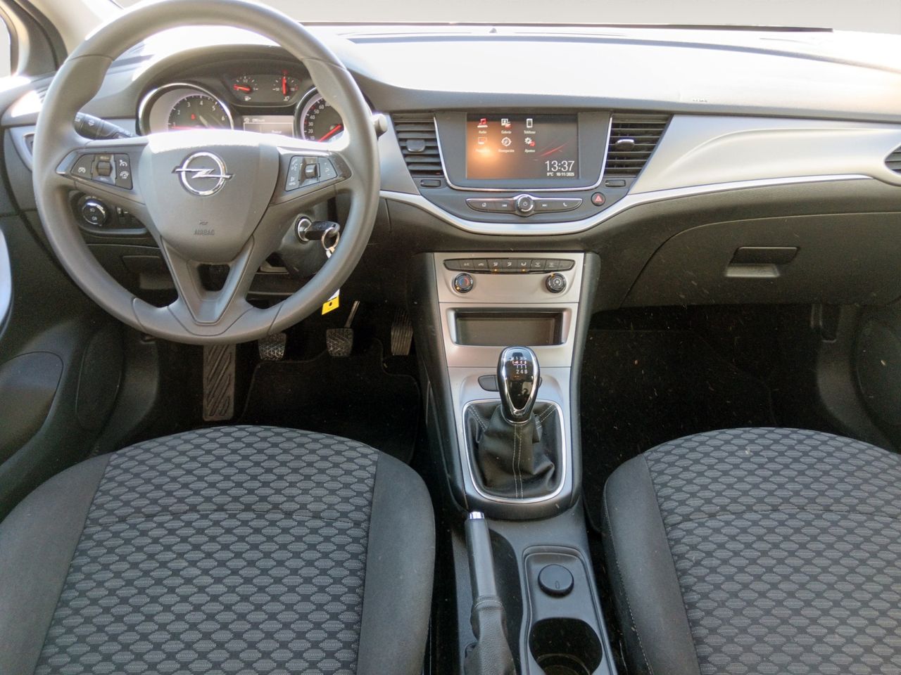 Opel Astra 1.2 Turbo S&S - foto 7