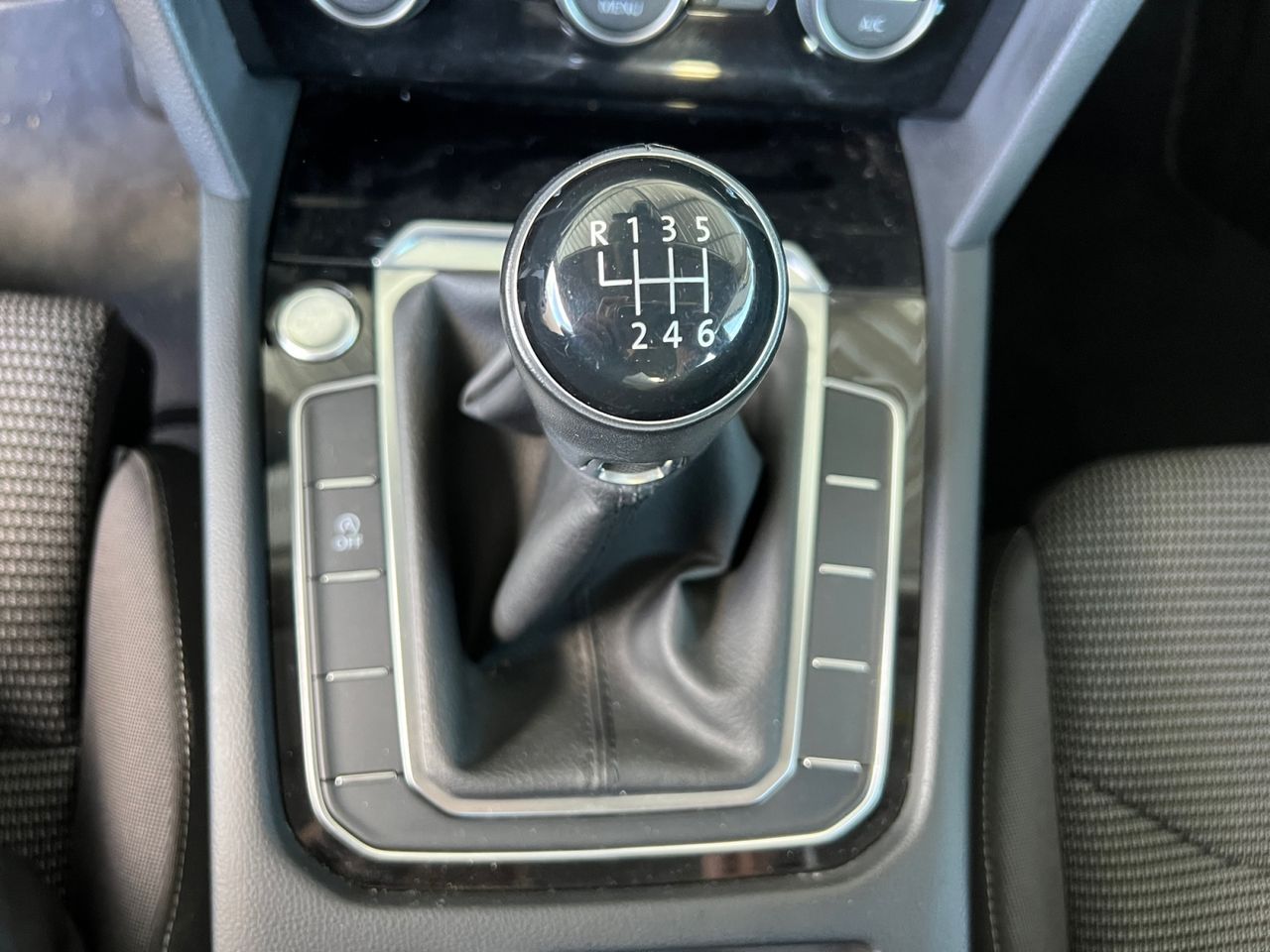 Volkswagen Arteon 2.0 TDI - foto 13