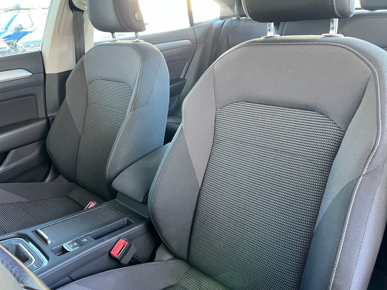 Volkswagen Arteon 2.0 TDI - foto 21