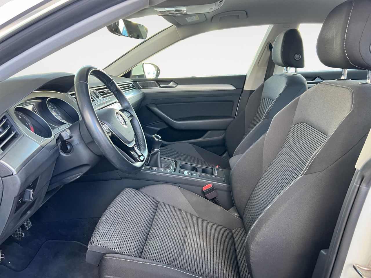 Volkswagen Arteon 2.0 TDI - foto 9