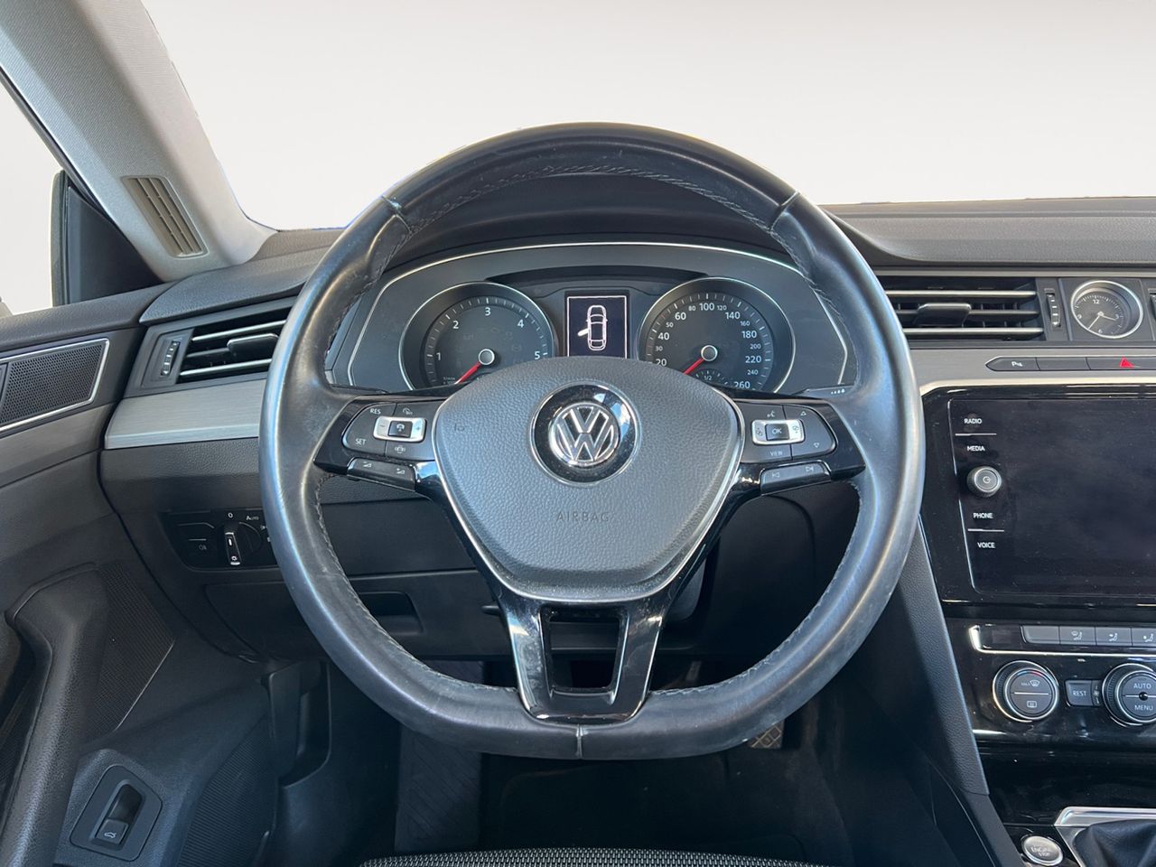 Volkswagen Arteon 2.0 TDI - foto 8