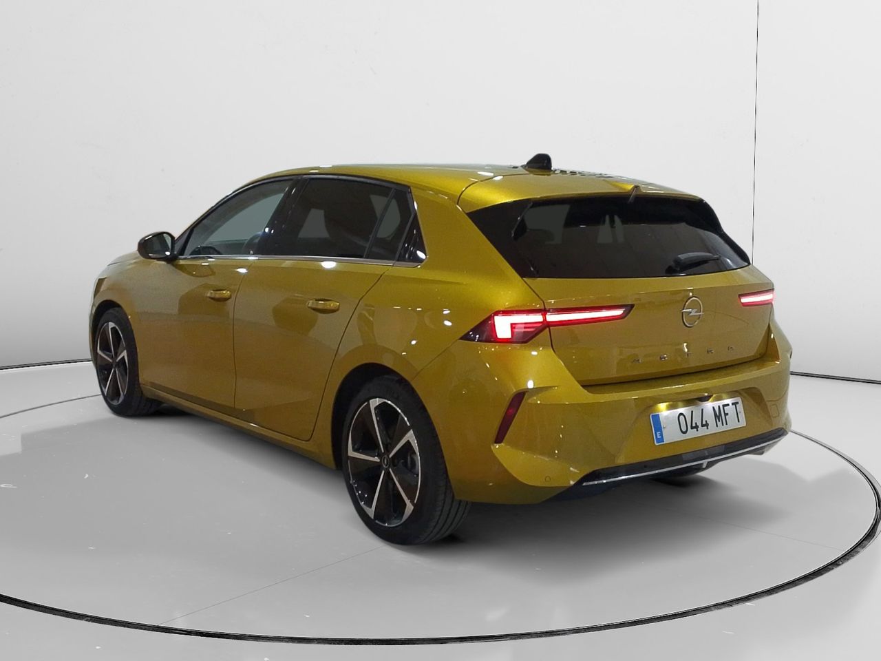 Opel Astra Elegance - foto 4