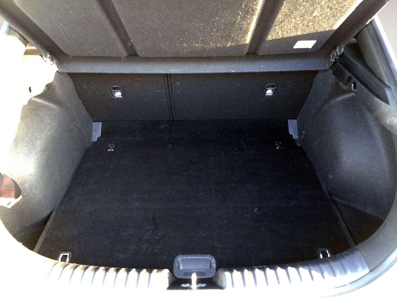 Kia XCeed Tech - foto 12