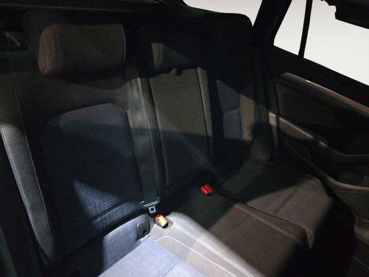 Volkswagen Passat GTE - foto 10