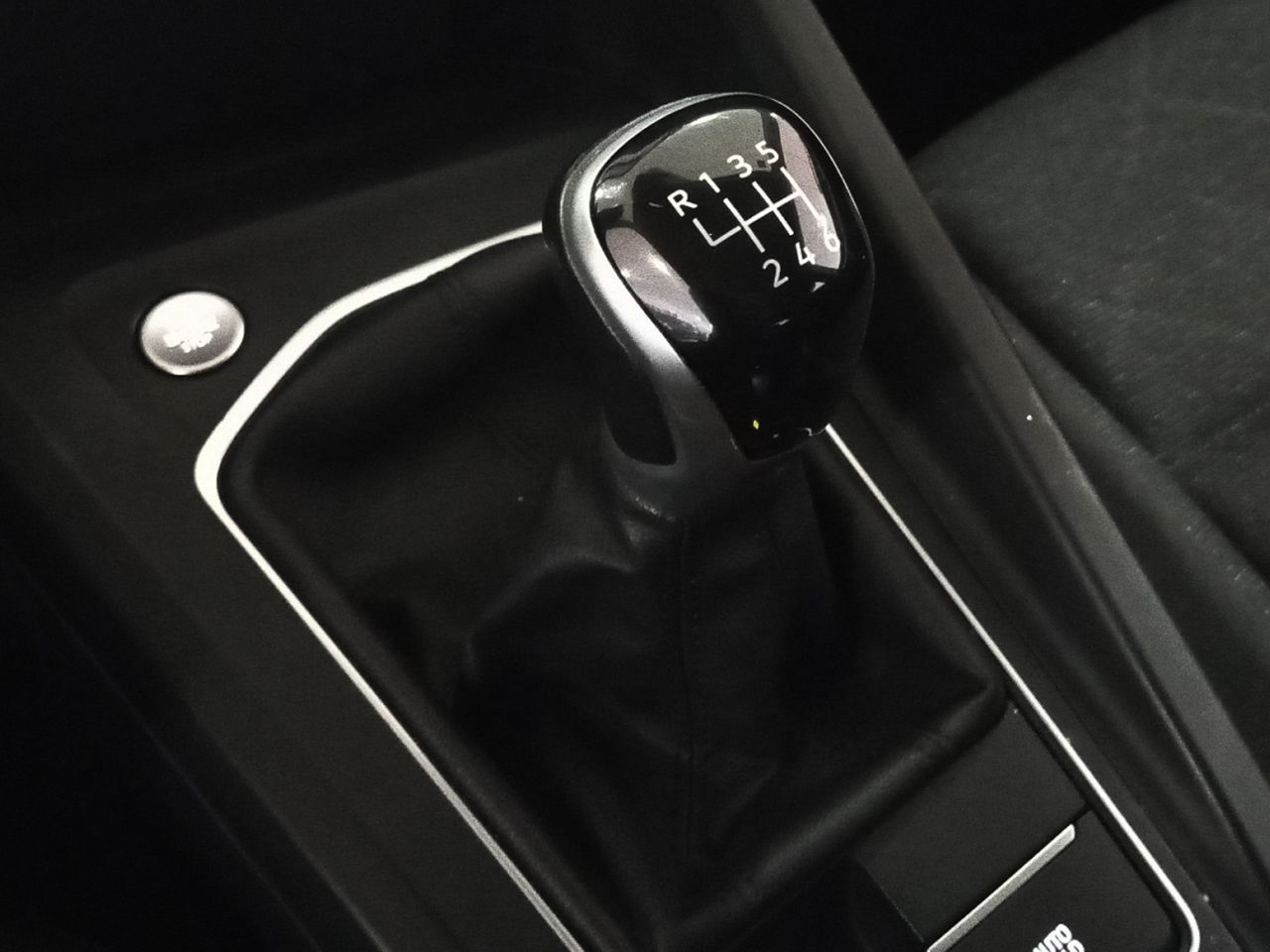 Volkswagen Golf Life - foto 13