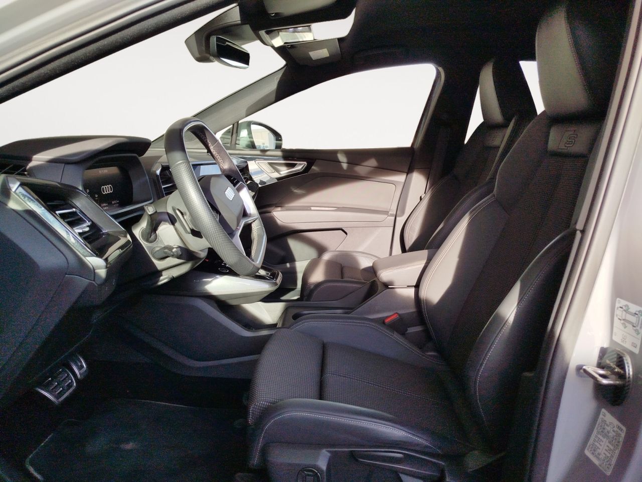 Audi Q4 40 e-tron S Line - foto 9