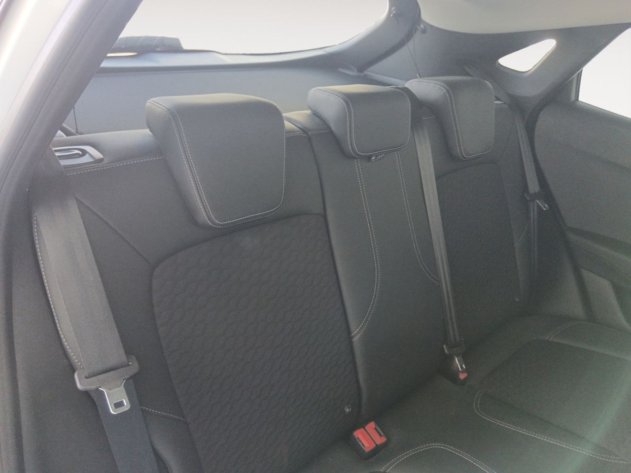 Ford Puma Hybrid Titanium - foto 9