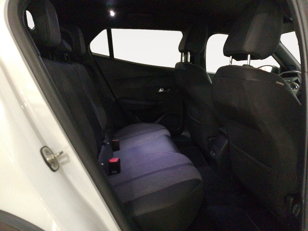 Peugeot 2008 Allure - foto 9