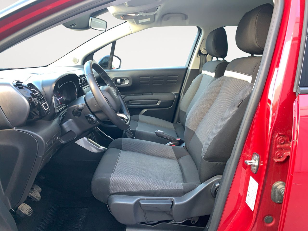 Citroën C3 Aircross 1.5 BlueHDi Shine - foto 8