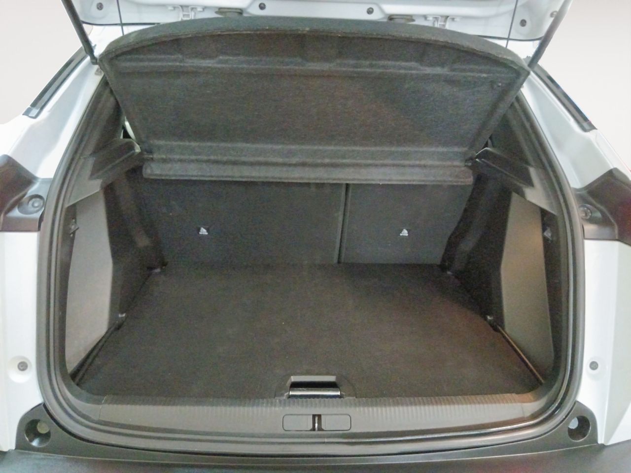 Peugeot 2008 Allure - foto 12