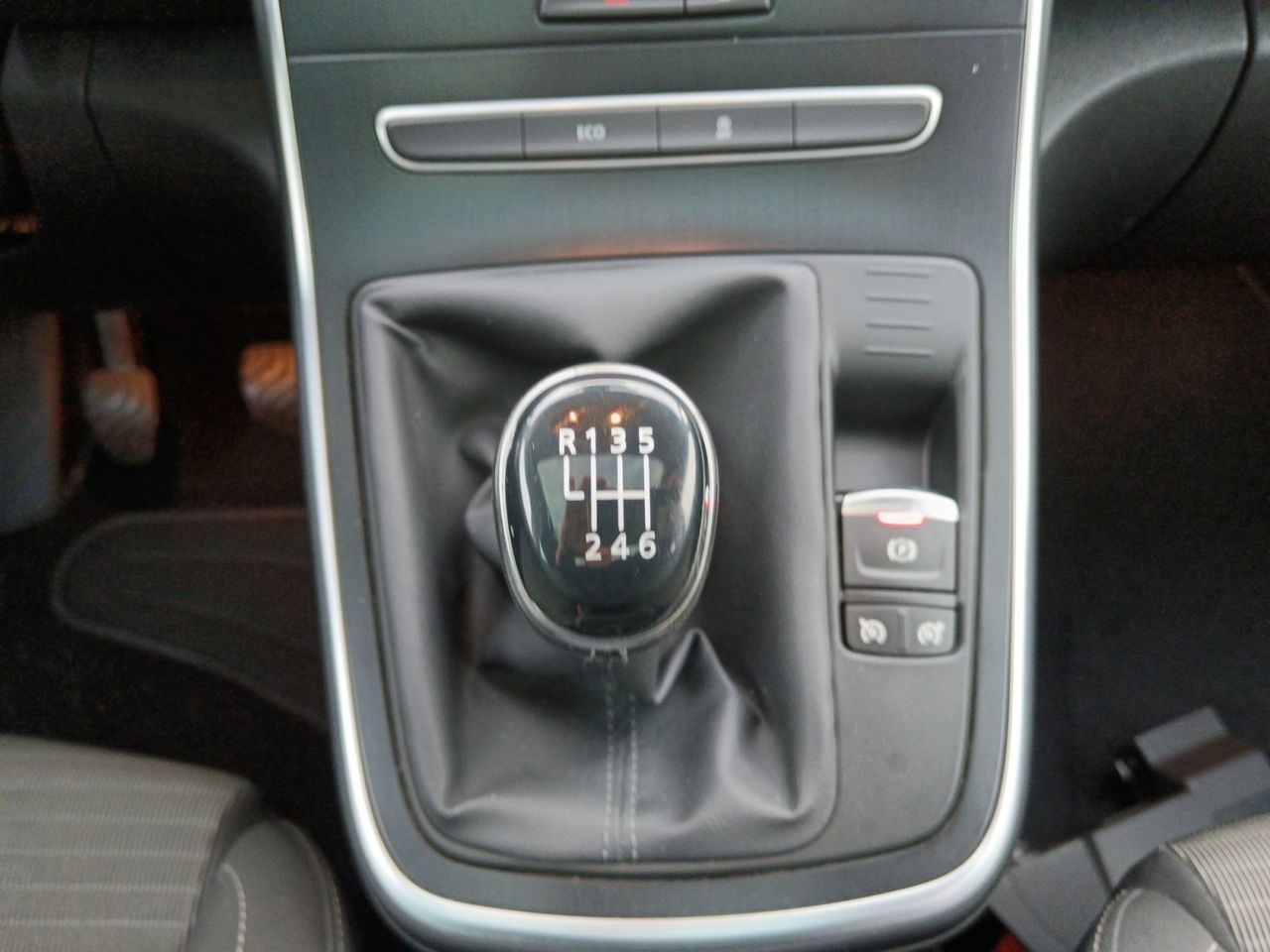 Renault Scénic Limited - foto 13