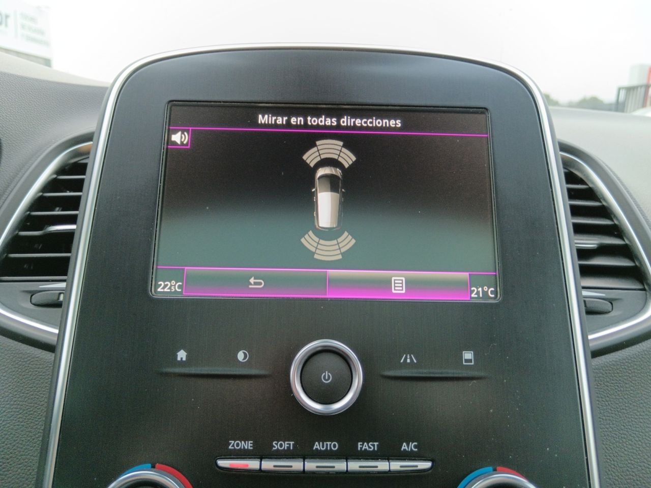 Renault Scénic Limited - foto 19