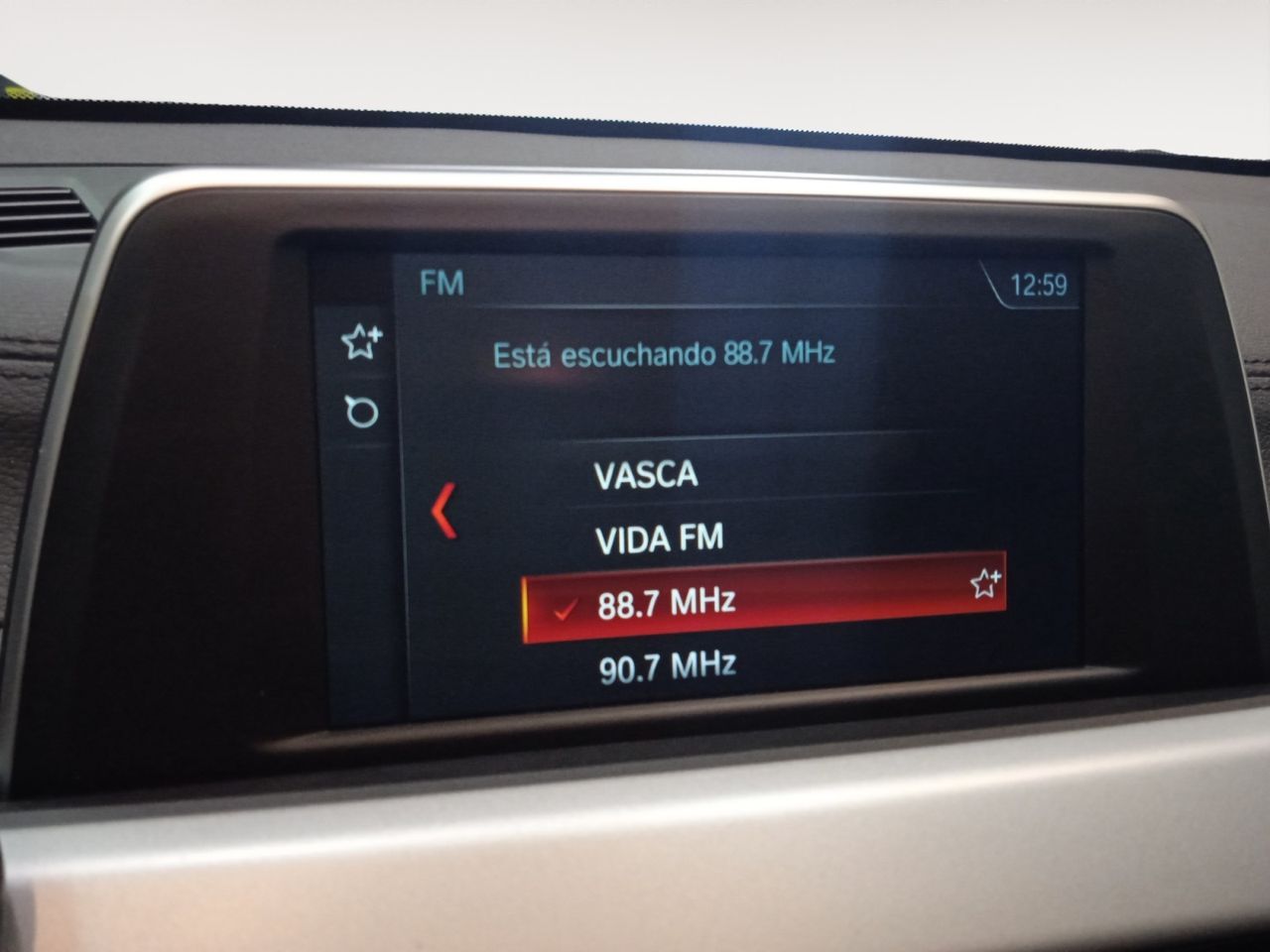 BMW X2 sDrive 16d - foto 16