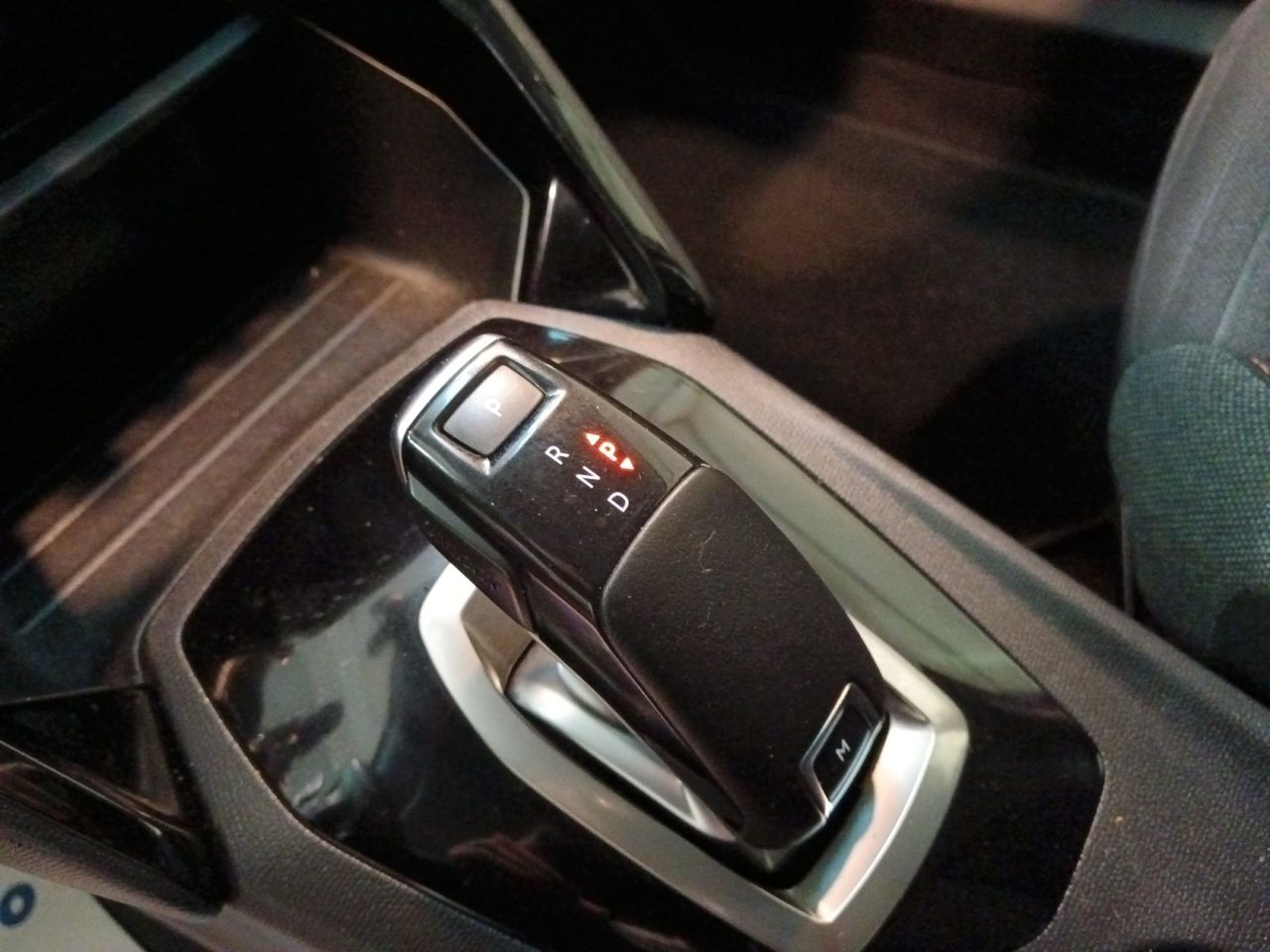 Peugeot 2008 Allure Pack - foto 12