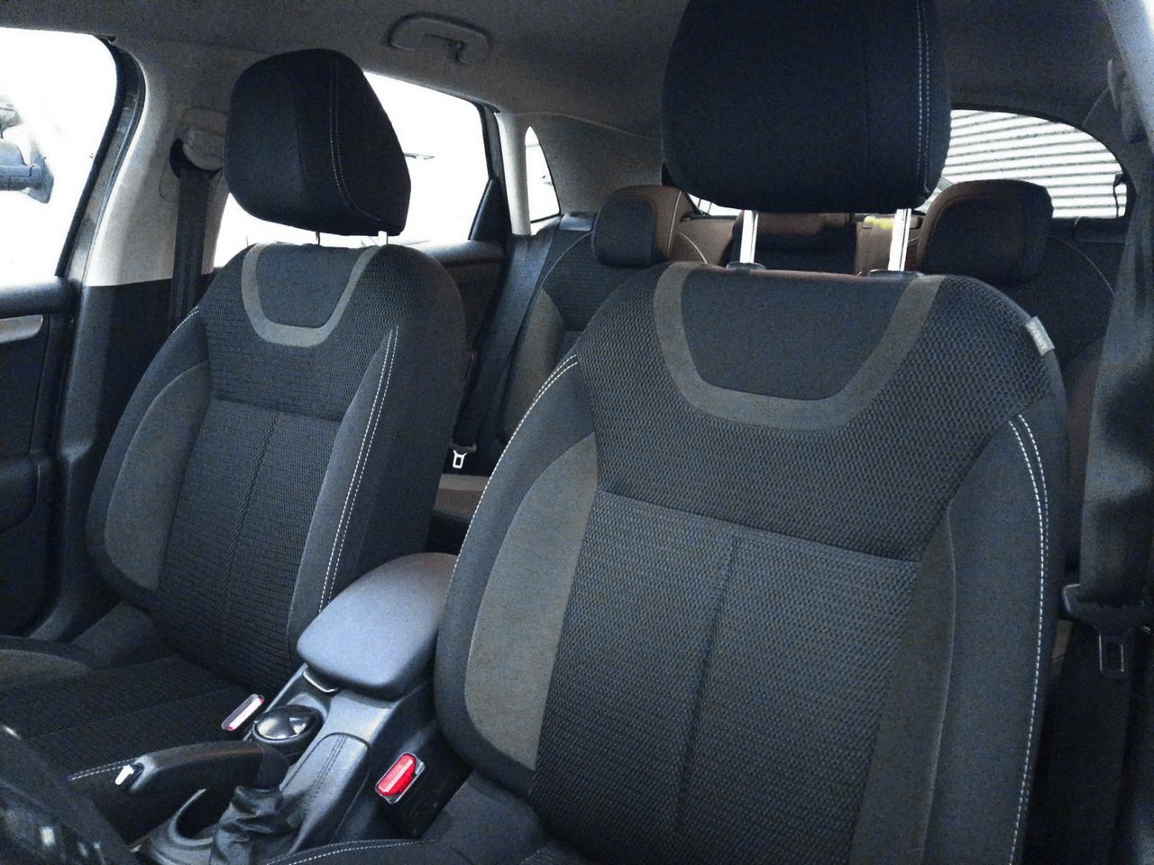 Citroën C4 Feel - foto 17