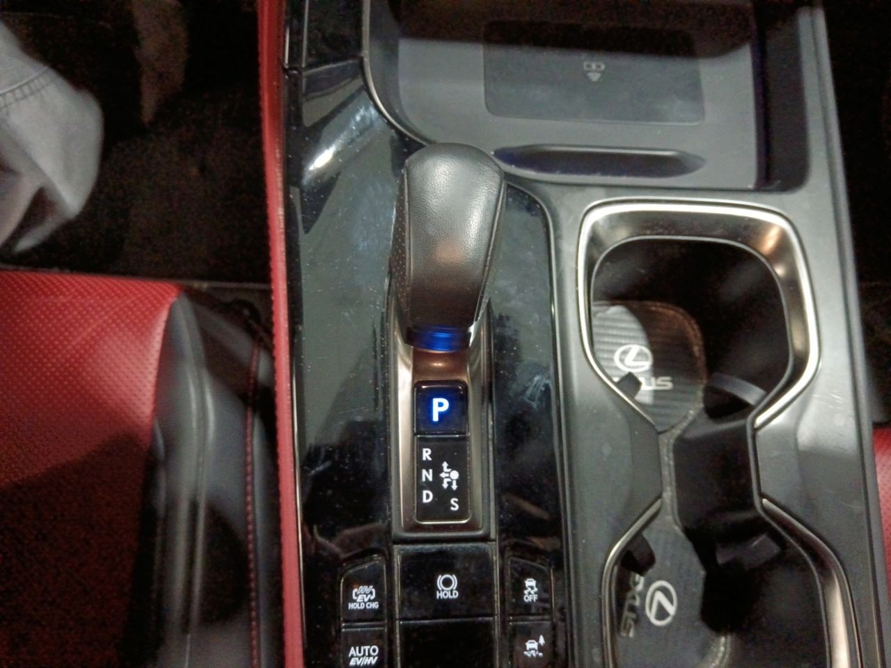 Lexus NX 450 h+ E-Four F Sport - foto 11