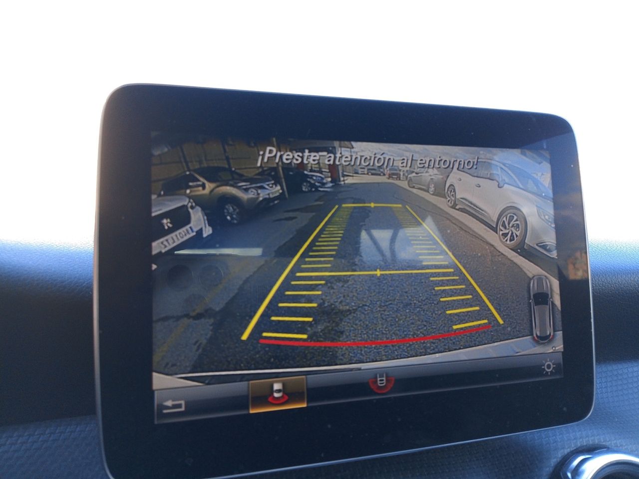 Mercedes GLA 180 - foto 18