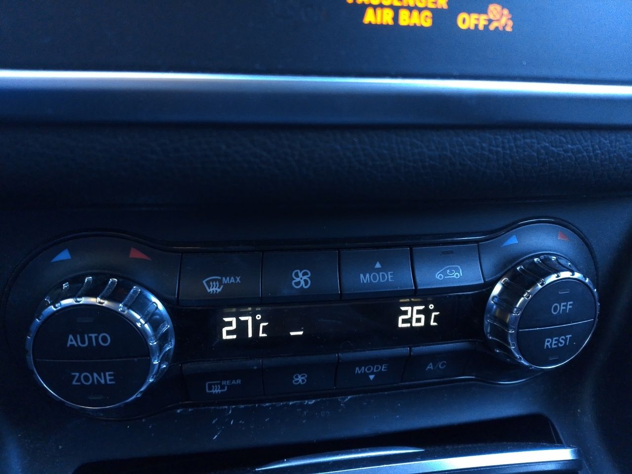 Mercedes GLA 180 - foto 19