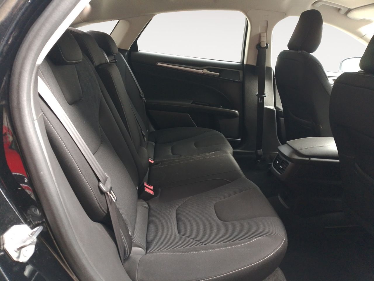 Ford Mondeo Titanium - foto 10