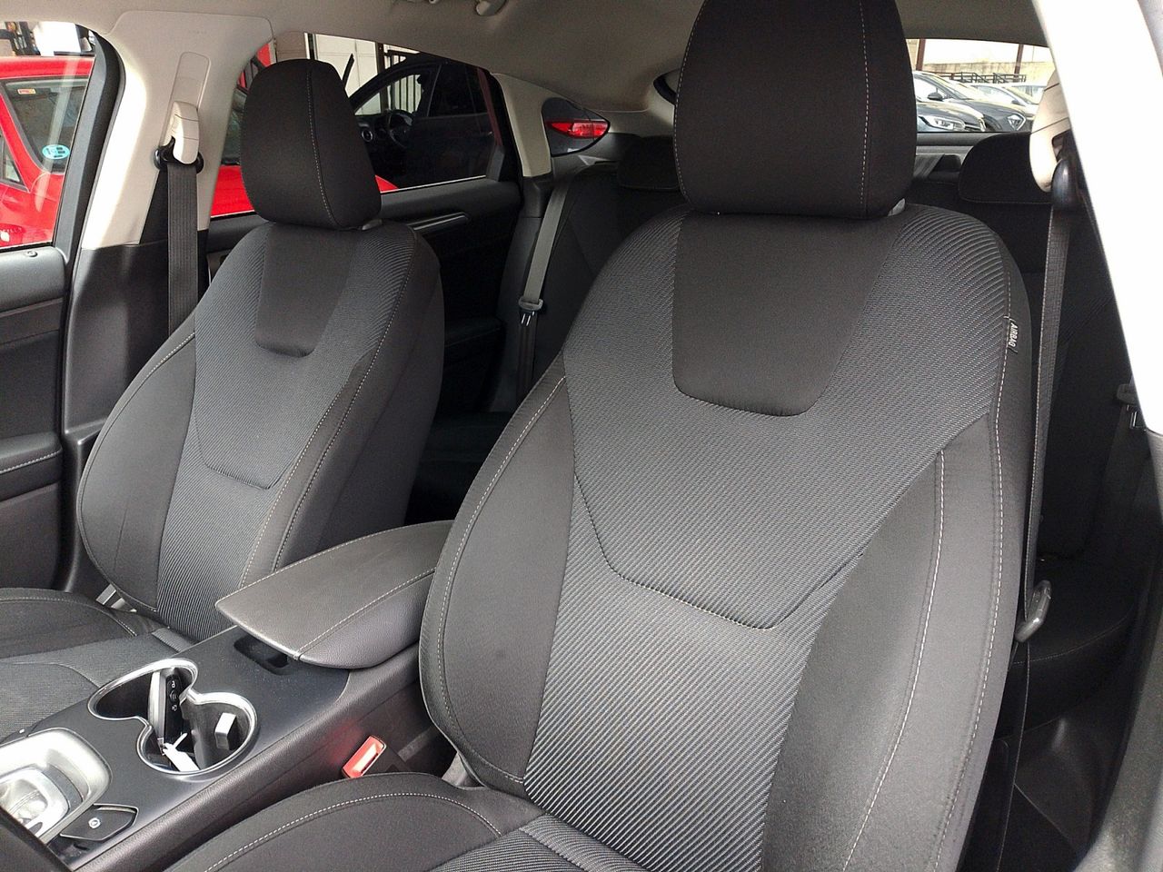 Ford Mondeo Titanium - foto 21